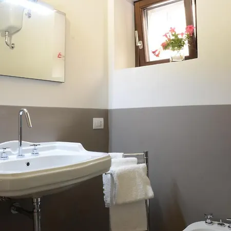 Apartment Mezzobaiocco San Severino Marche